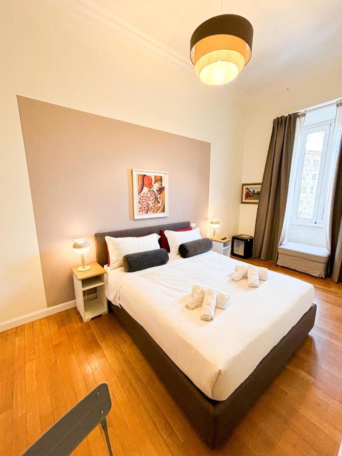 Ampia Camera Matrimoniale — San Pietro Prestige Rooms